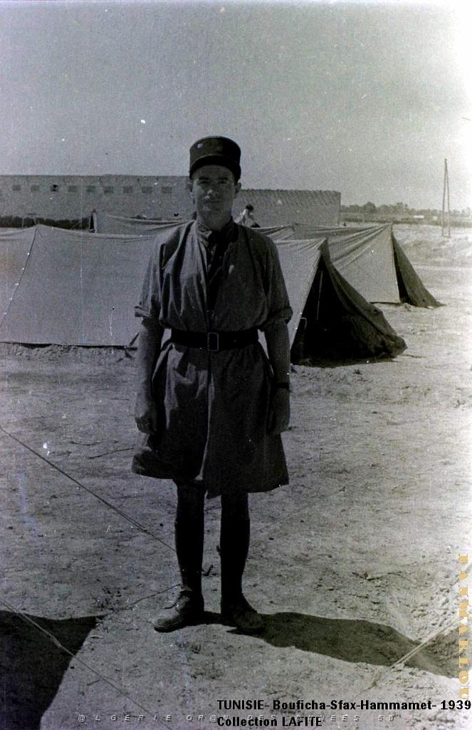 TUNISIE 1939  66 EME  REGIMENT D ARTILLERIE (46).JPG